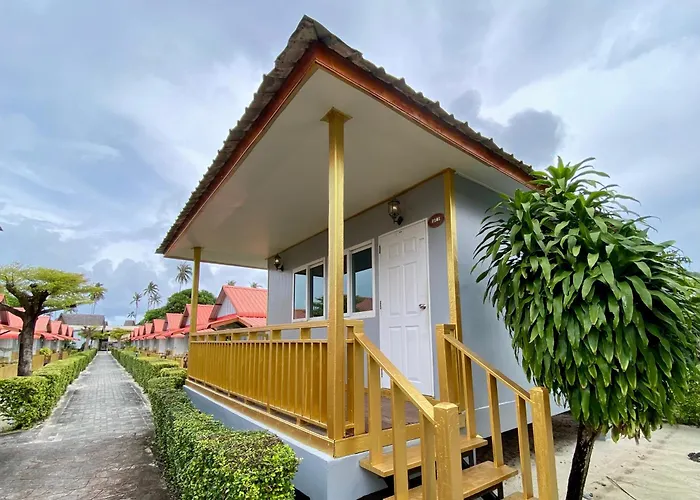 Phi Phi Ba Kao Bay Resort