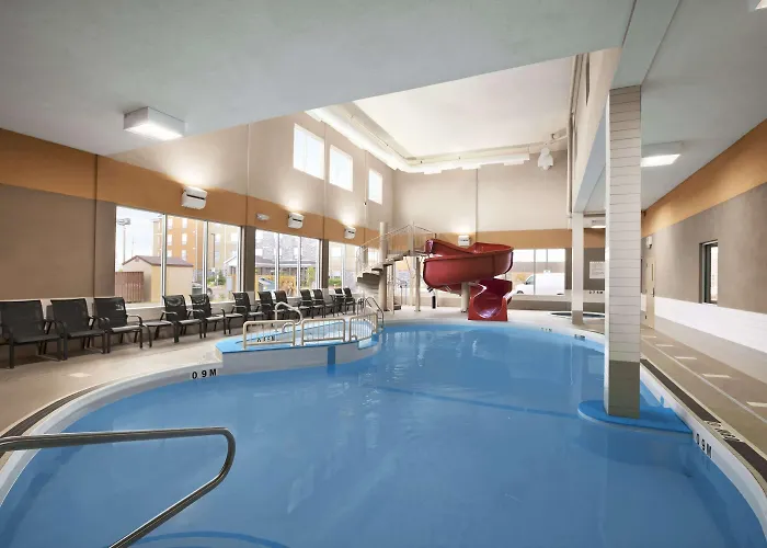 Days Inn & Suites By Wyndham Winnipeg Airport Manitoba