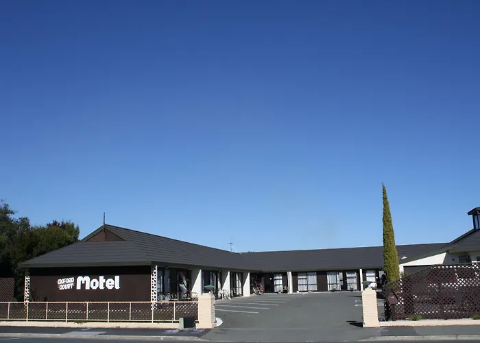 Oxford Court Motel
