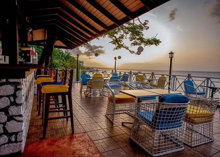 Hibiscus Lodge