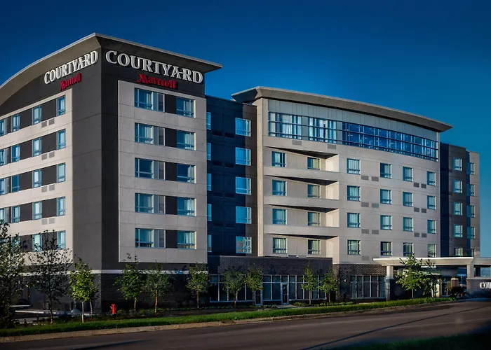 Courtyard By Marriott Winnipeg Airport
