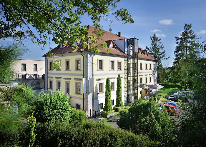 Maxmilian Lifestyle Resort Loučeň