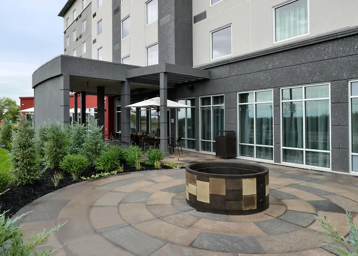 Courtyard By Marriott Saskatoon Airport
