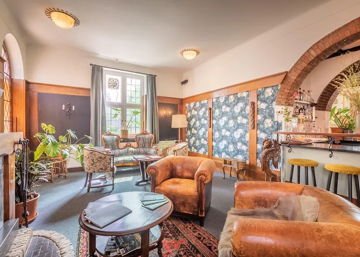 Hotel Nieuw Antiek Helden