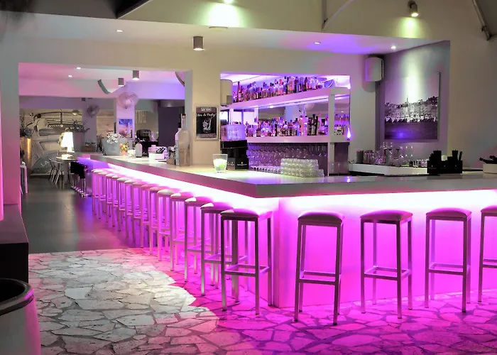 Saint Tropez Boutique Hotel Willemstad