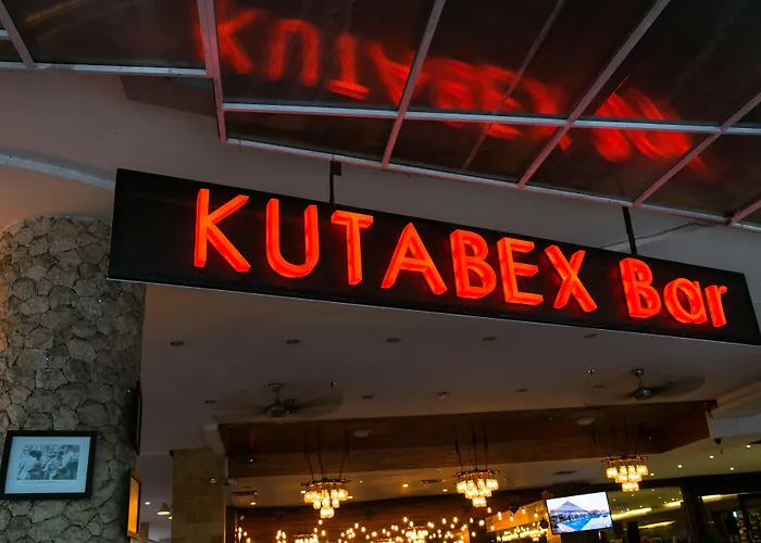 Kutabex Beachfront Hotel