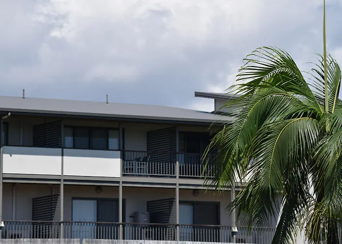Gladstone Heights Executive Apartments