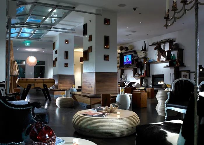 Bungalow Hotel