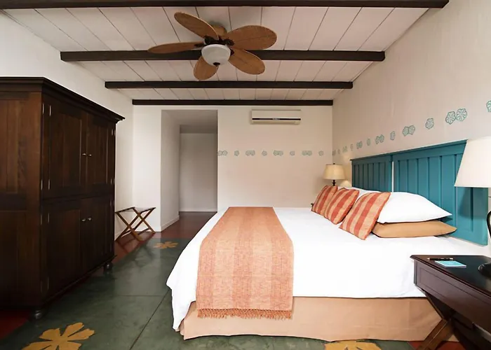 Hotel Isla de Flores