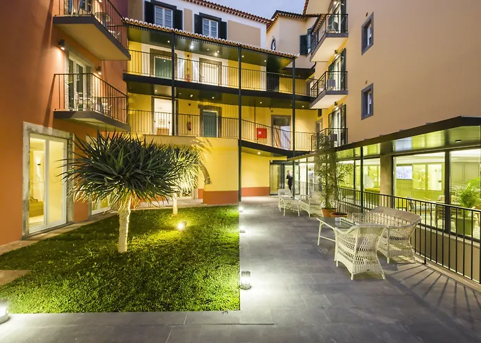 Castanheiro Boutique Hotel