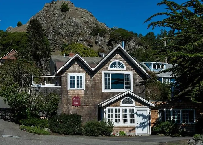 Jenner Inn