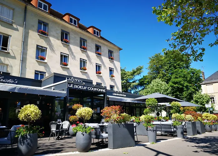 Hôtel Le Boeuf Couronné Chartres - Logis Hotels
