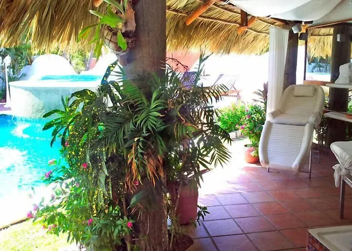 Canadian Resort Huatulco