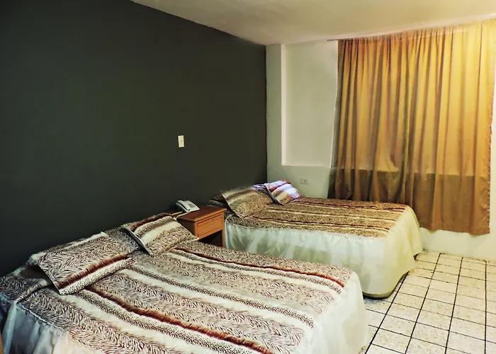 Hotel Grand Reyes