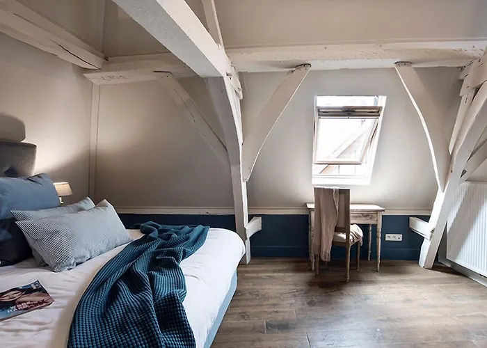 Ganda Rooms & Suites