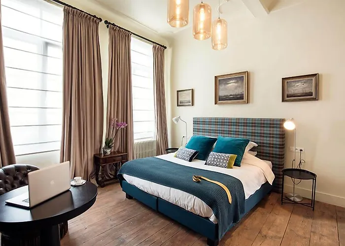 Ganda Rooms & Suites