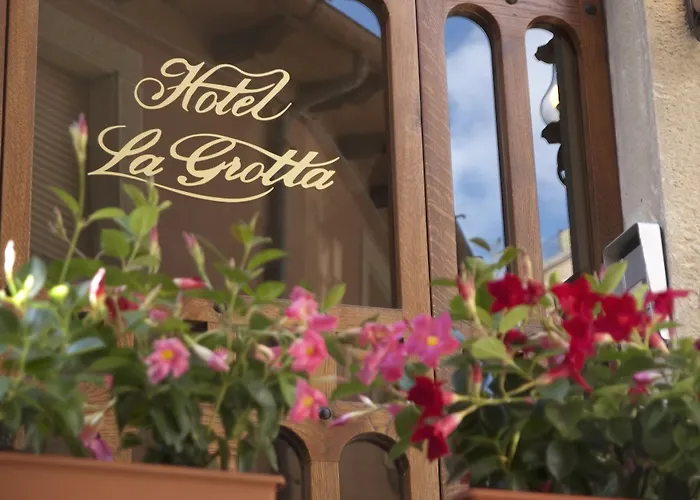La Grotta Hotel