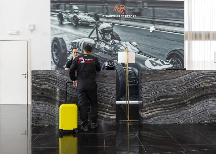 Algarve Race Resort - Hotel Montes de Cima