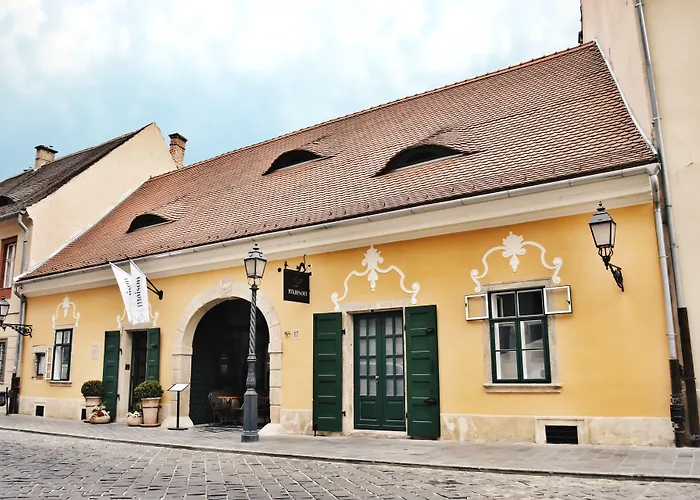 Maison Bistro & Hotel