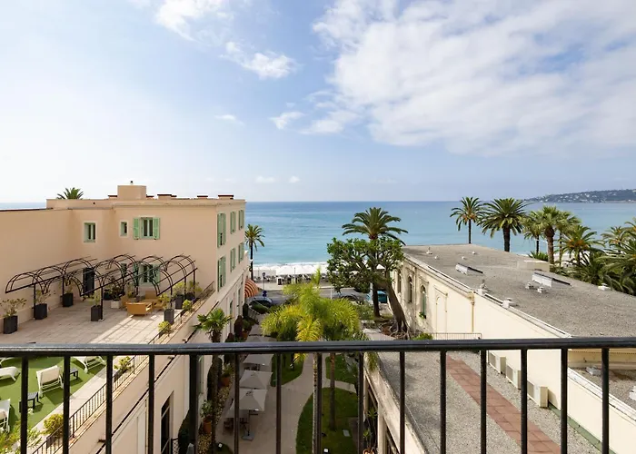 Hôtel Vacances Bleues Balmoral Menton