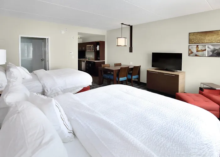 Towneplace Suites By Marriott Mercer/Outlets