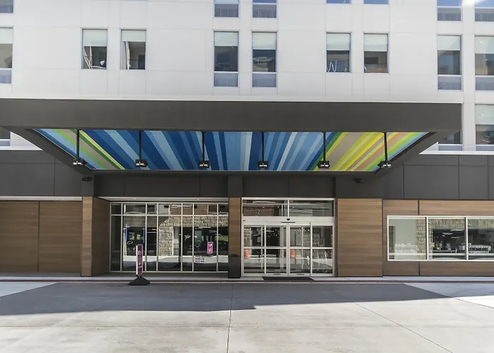 Aloft Newport On The Levee