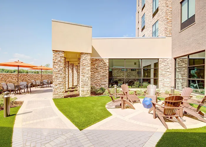 Hilton Garden Inn Dallas/ South