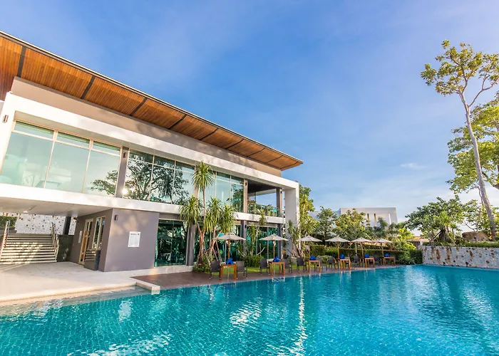 Wyndham Grand Phuket Kalim Bay Hotel Kamala Beach