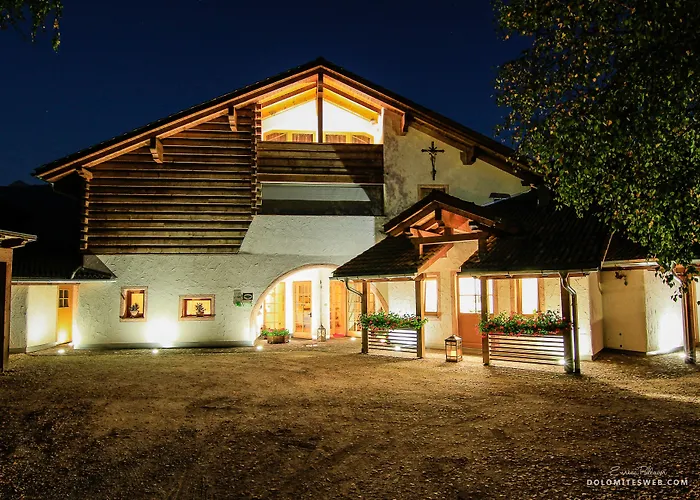Castelir Suite Hotel