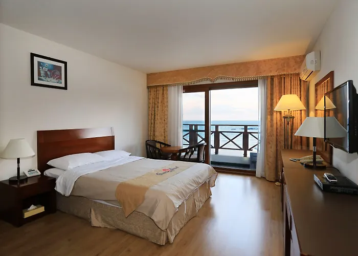 Ocean Grand Hotel
