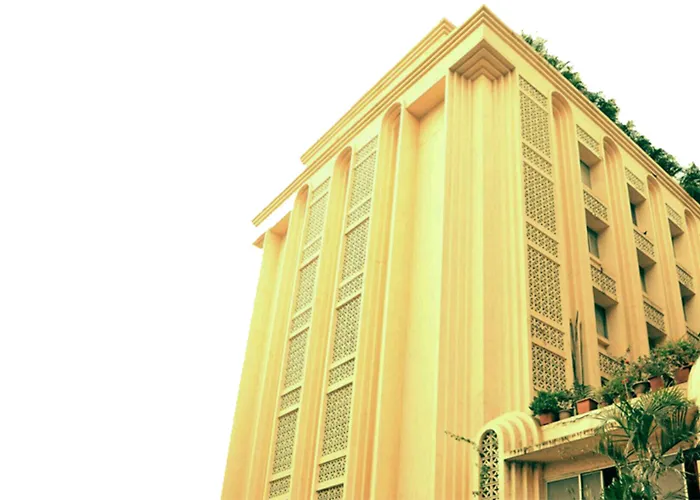 Hotel Mogul Palace - Near Masjid Bunder Mumbai
