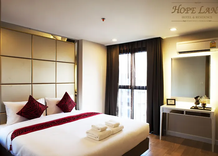 Hope Land Hotel Sukhumvit 8