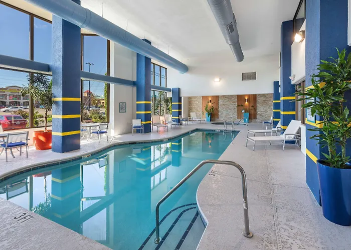 Margaritaville Island Inn Pigeon Forge