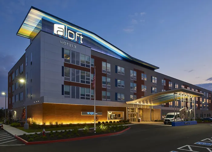 Aloft Cleveland Airport