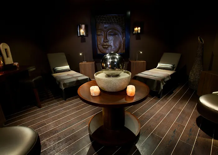 Macdonald Forest Hills & Spa