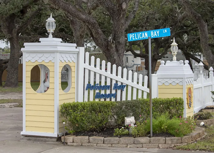 D&R Pelican Bay Resort