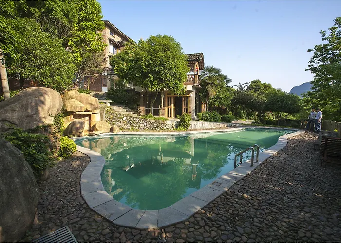 Riverside Retreat Hotel-Ancient style Chinese Scenic&scenic
