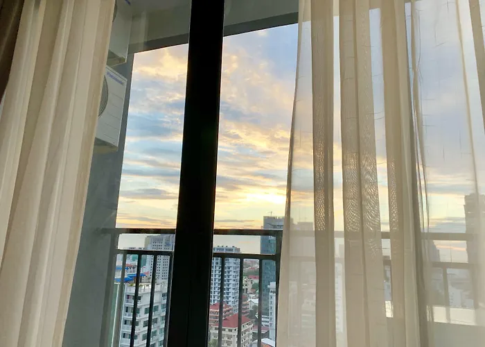 The View Serviced Residence 豪景日式酒店公寓