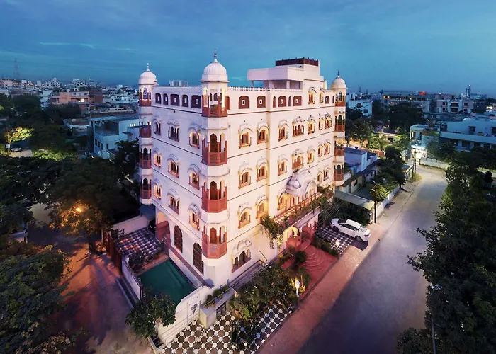 Jaipur Hotels for Romantic Getaway