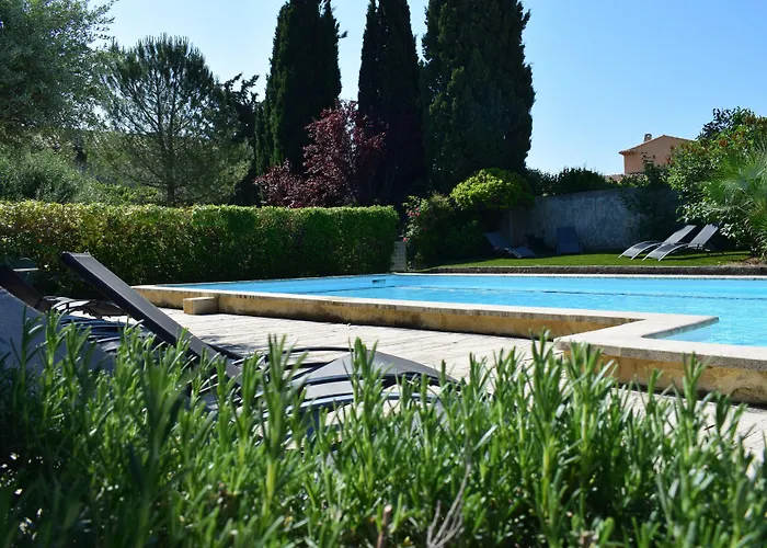 Hotel La Bastide Bleue à Séguret