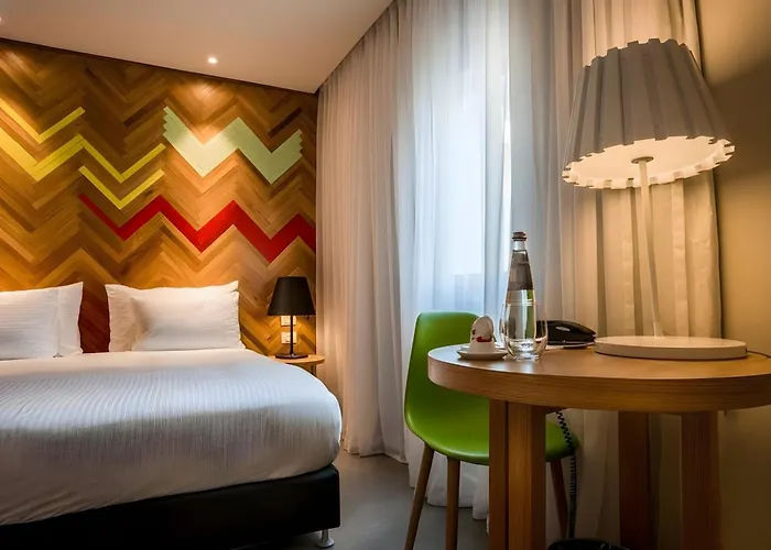 Cucu Hotel