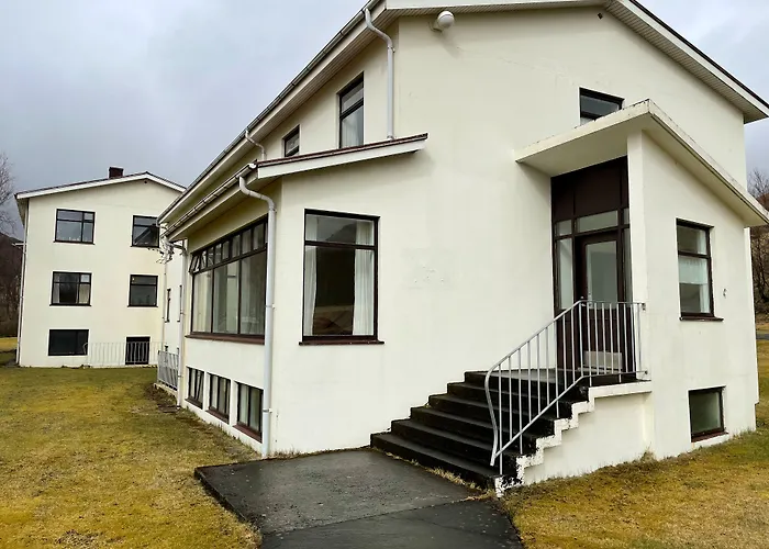 Kverna Guesthouse