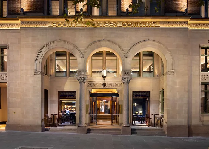 Hilton Melbourne Little Queen Street