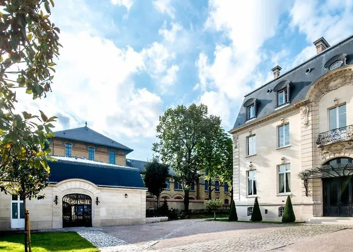 Les Suites du 33