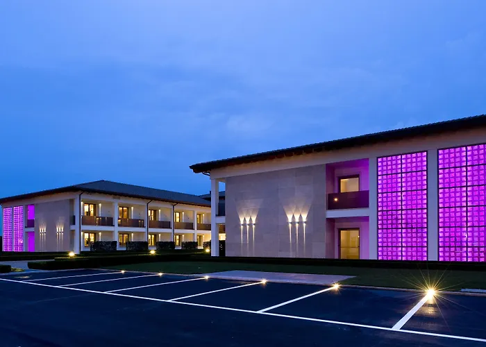 Viola Mhotel