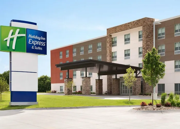 Holiday Inn Express & Suites - Canton By Ihg
