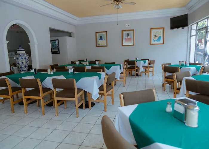 Hotel Zacatecas Courts