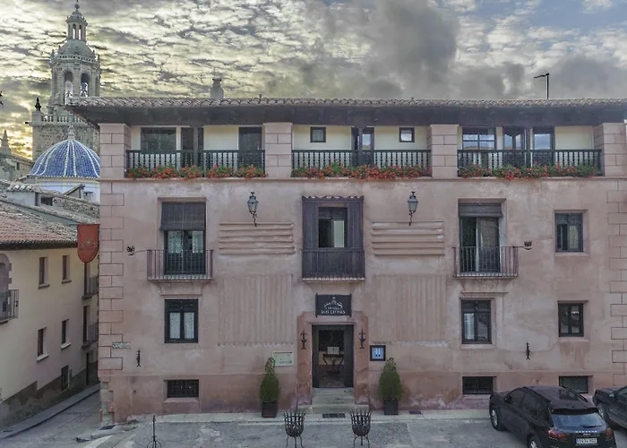 Hotel Los Leones - Adults Only