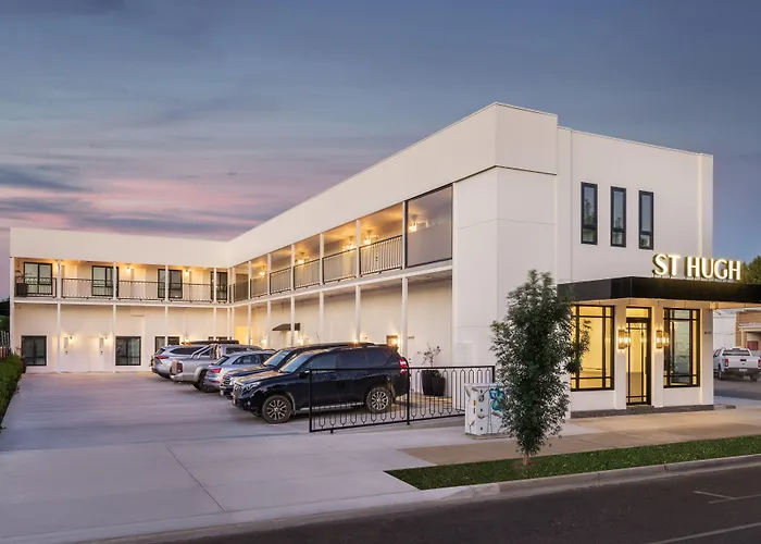 St Hugh Hotel Wagga Wagga
