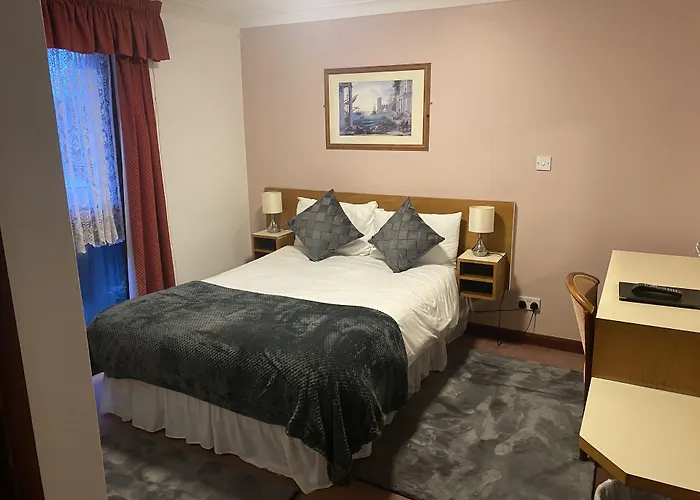 Farmhouse Inn